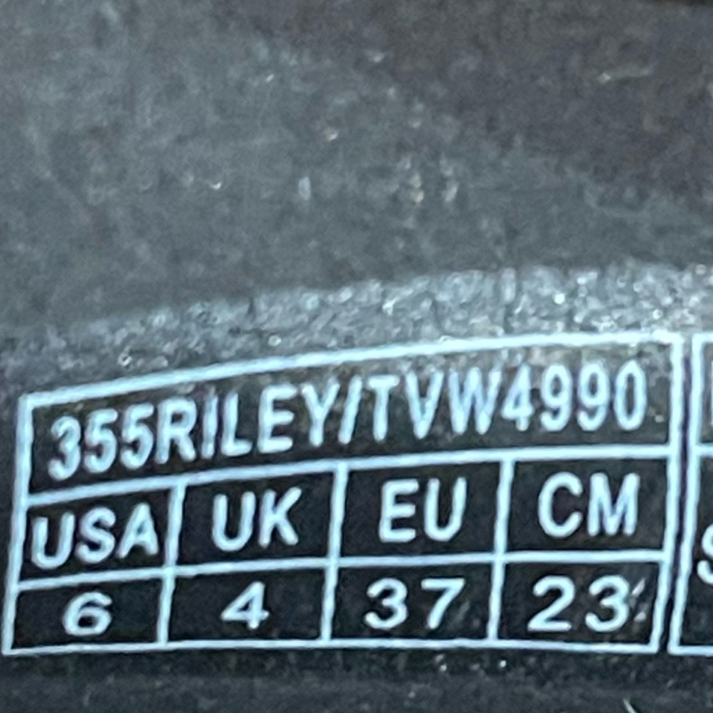 Vionic Fresh Riley Sneaker Shoes - Picture 9 of 11